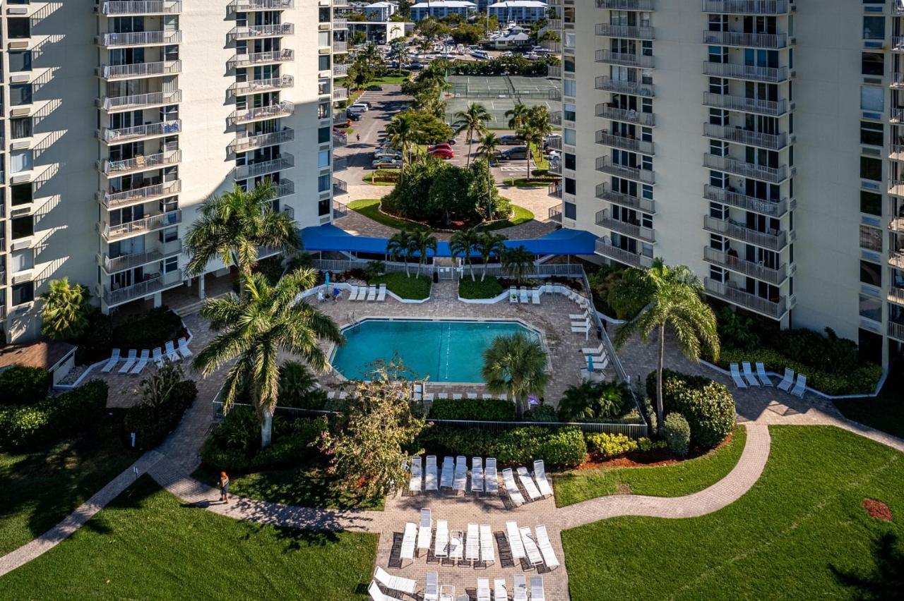 Updated Gulf Front Condo On The South End Of Fort Myers Beach! Condo Zewnętrze zdjęcie